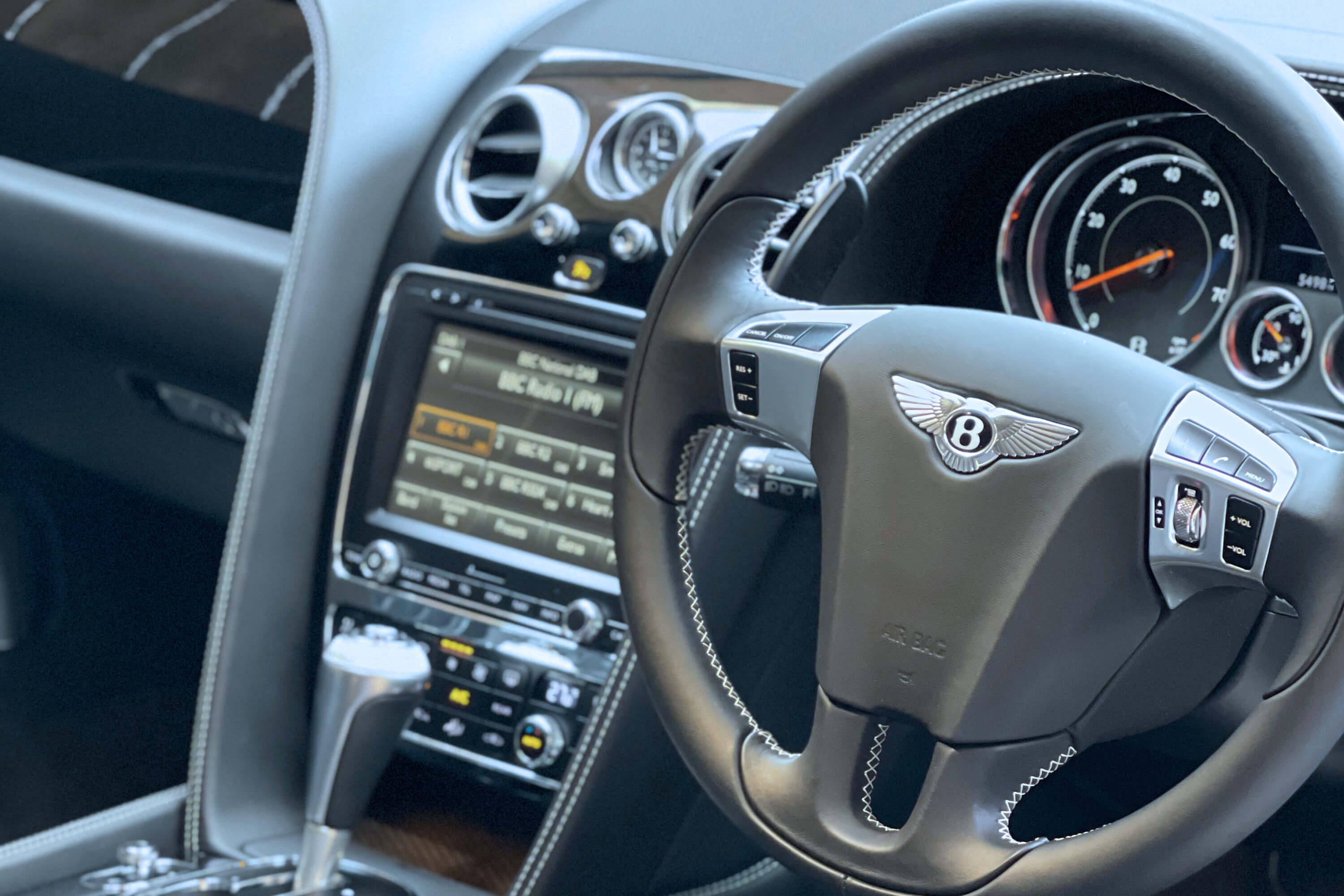 Bentley Continental Onyx GTX700