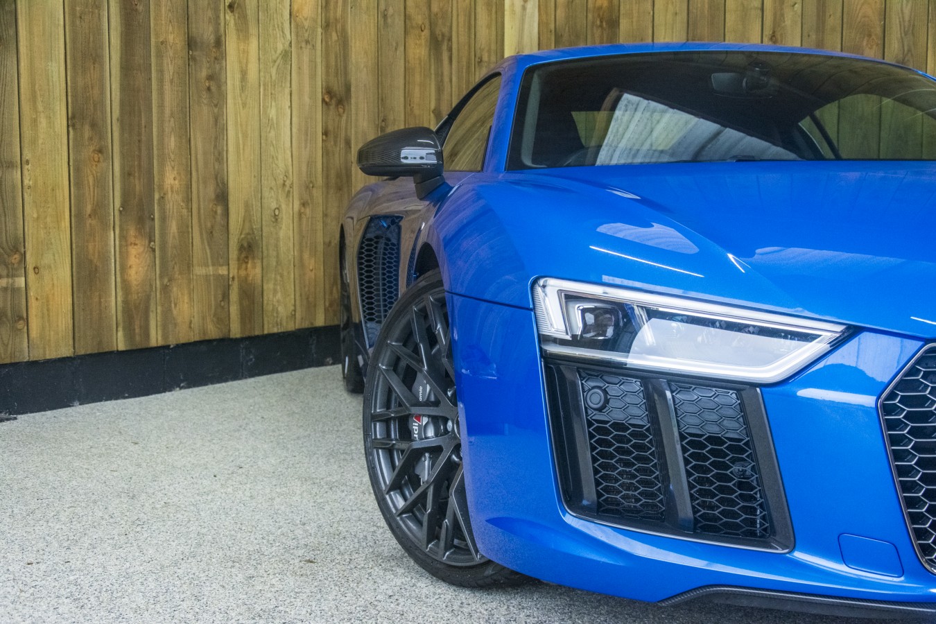 Audi R8 V10 PLUS