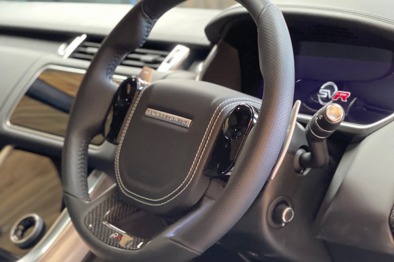 Range Rover Sport SVR Carbon edition