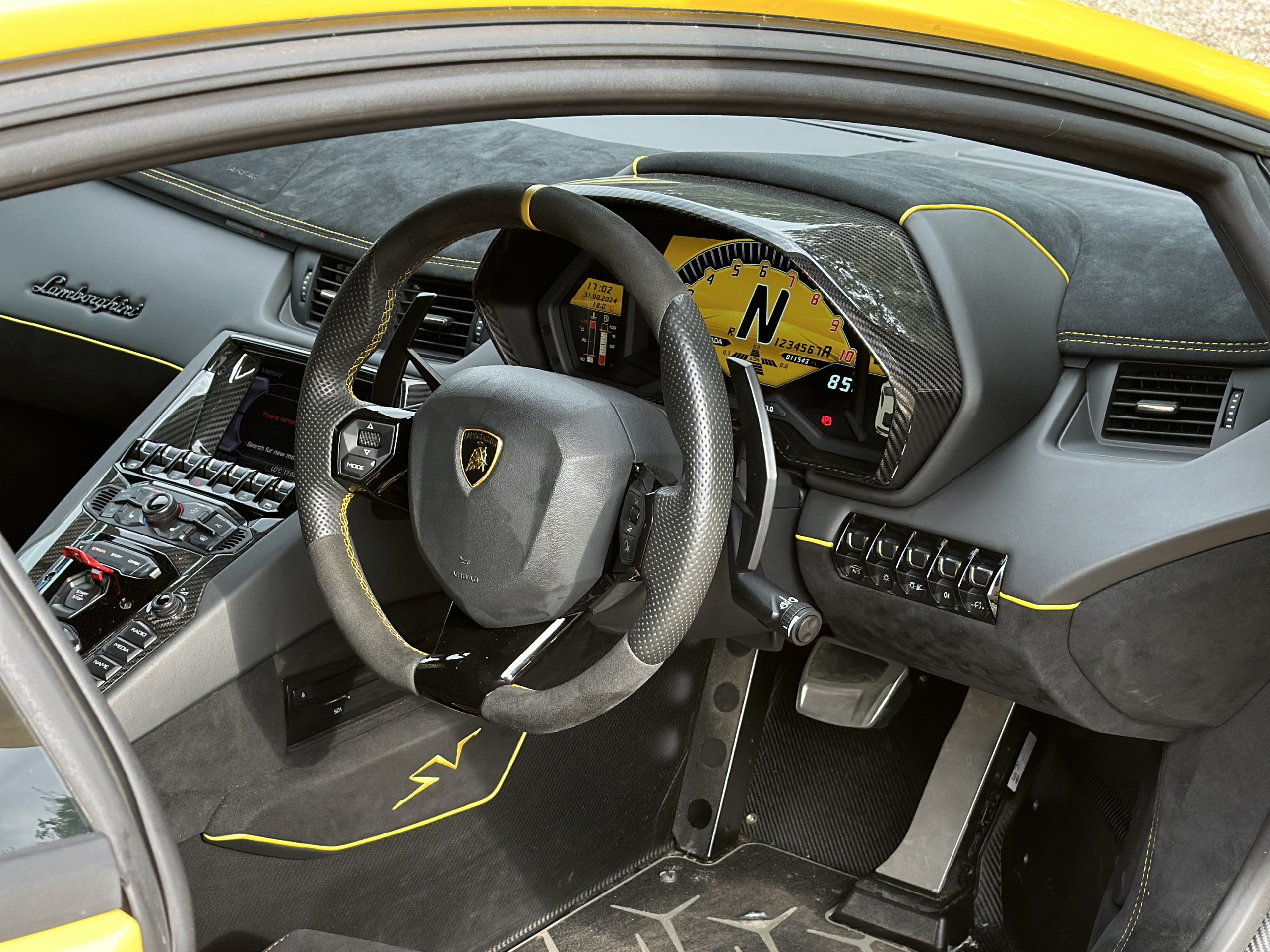 Lamborghini Aventador LP 750-4 Superveloce